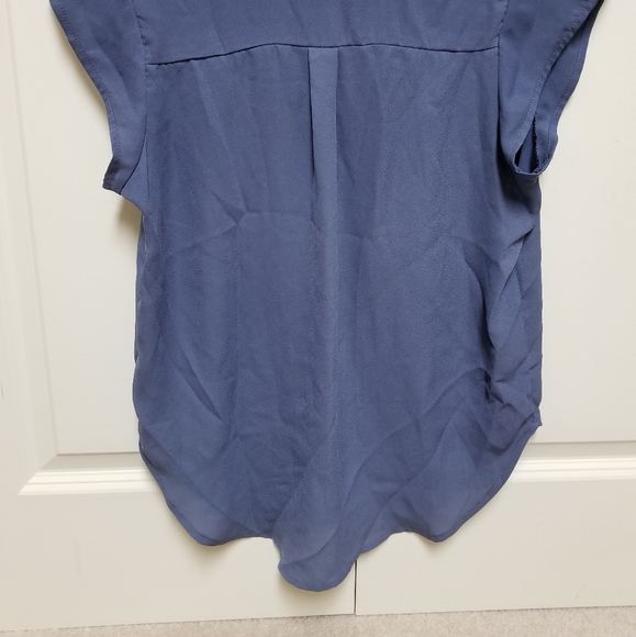 Blue-greyish blouse size small - Picture 3 of 3